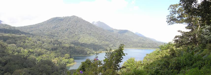 tour-goettliches-bali Blick auf einen See in Nord Bali